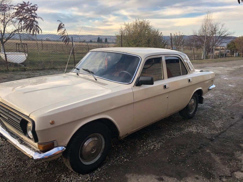 ГАЗ Волга 2410 1988