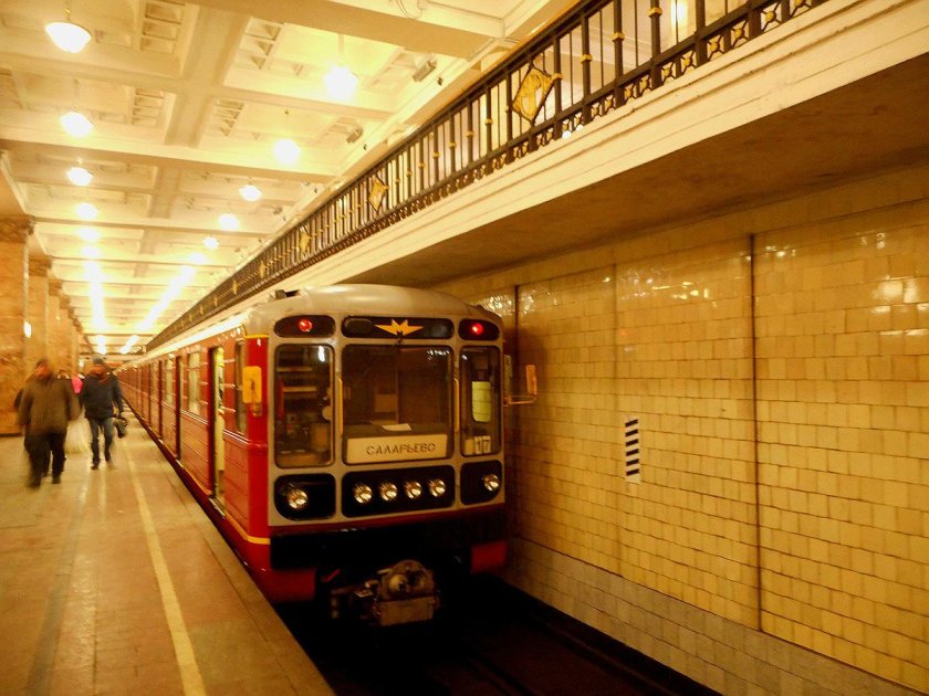 81-717.5 Красная стрела