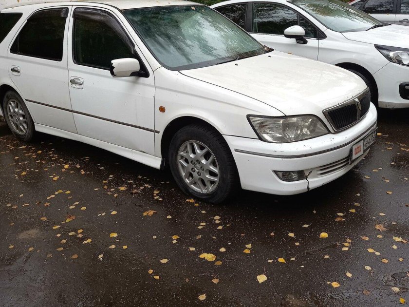 Тойота виста ардео универсал 2000г