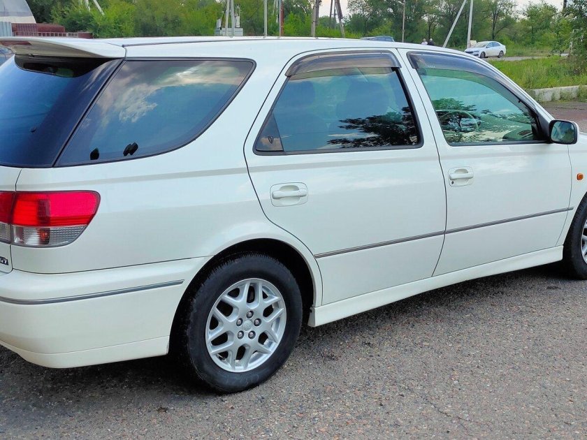 Тойота виста ардео 2000