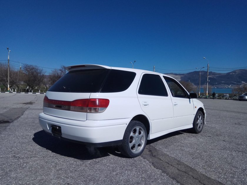 Toyota Виста Ардео