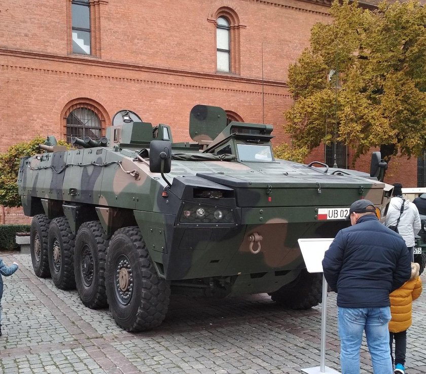 Польские БТР Rosomak