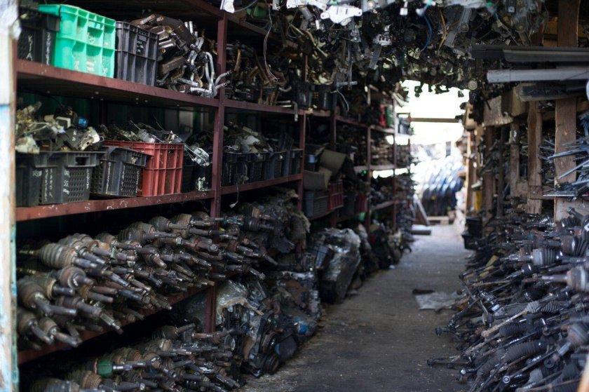 Автозапчасти бу