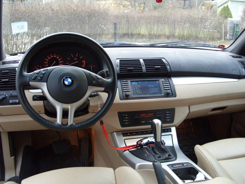 BMW x5 2005 Interior