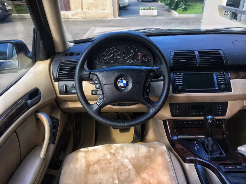 BMW e53 салон