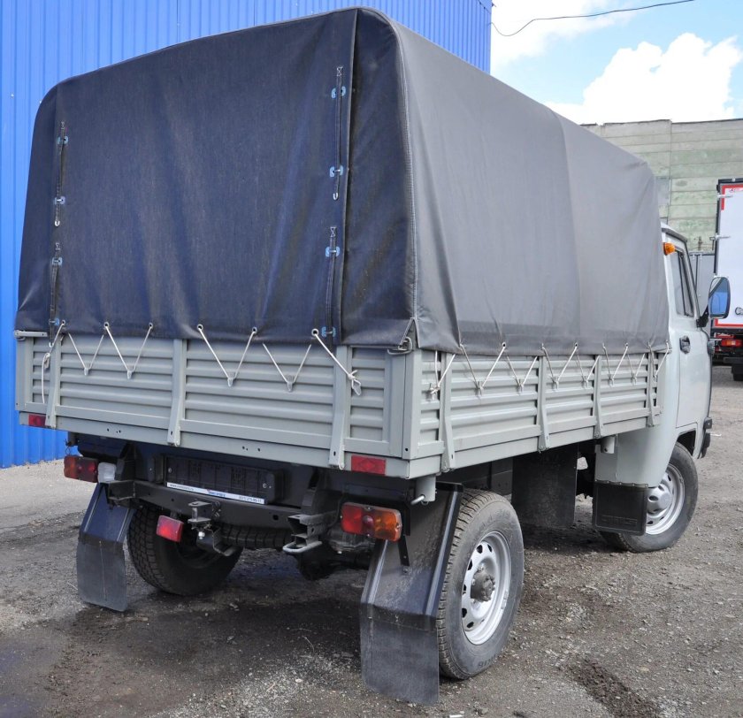 УАЗ 330365 самосвал