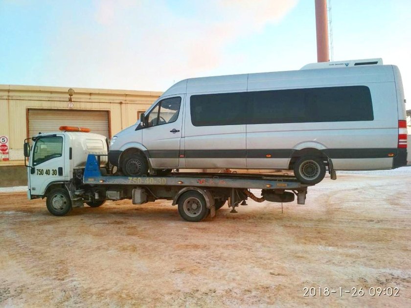 Эвакуатор Mercedes Sprinter