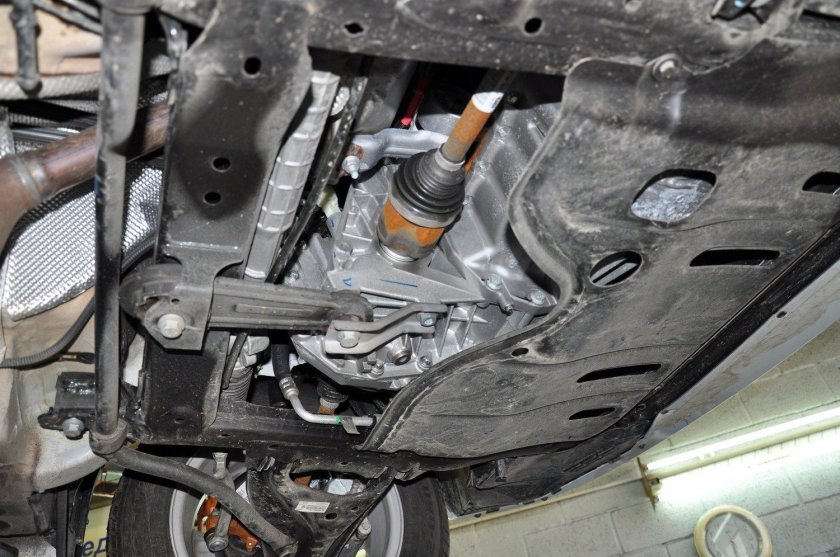 Дно Рено Логан 2