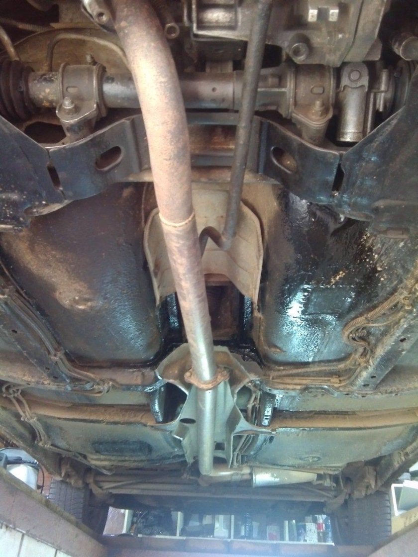 Днище Рено 19