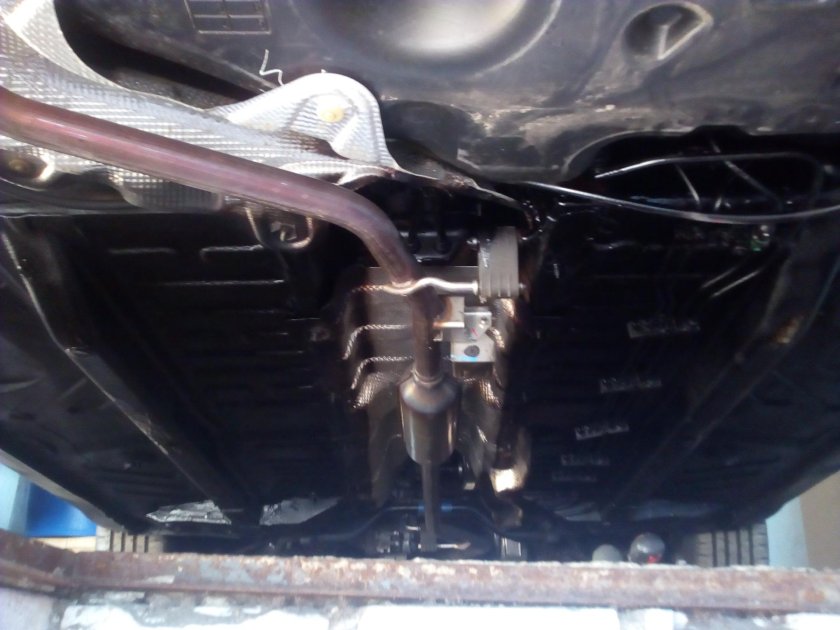 Днище Рено Логан 1