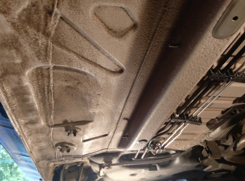 Днище Рено Логан 1