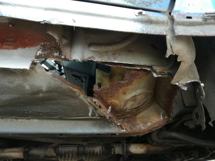 Днище Рено Логан 2