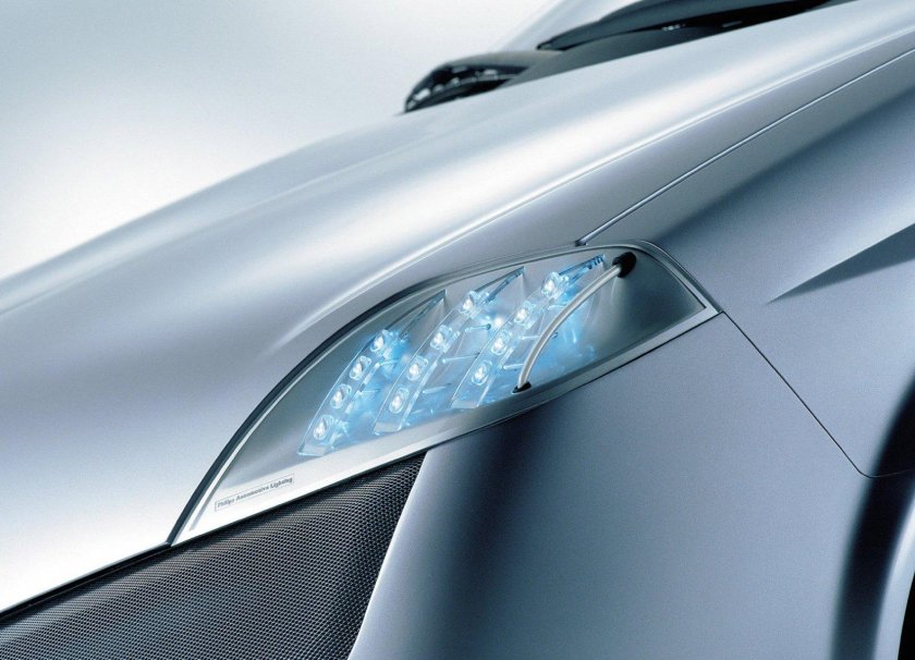 Nissan Fusion Concept 2000