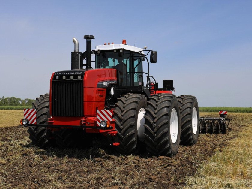 Трактор колесный versatile 2375