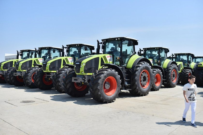 Трактор CLAAS Xerion 5000