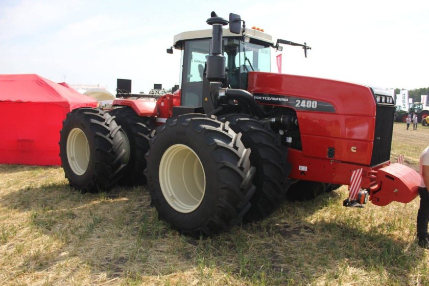 Бюлер трактор Ростсельмаш 2400