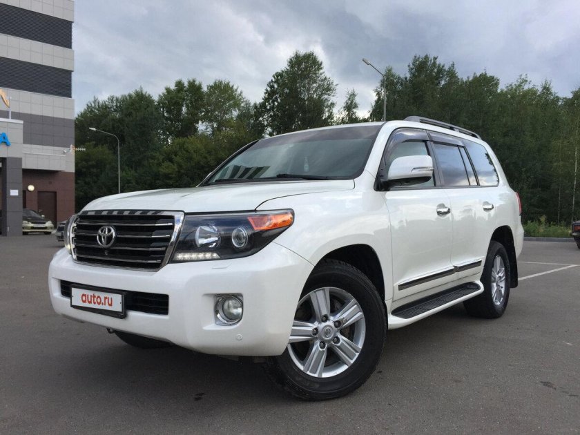Toyota Land Cruiser, 2014 белый