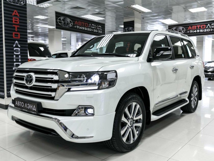 Тойота ленд Крузер 200 2017