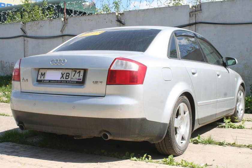 Ауди а4 2003 сзади