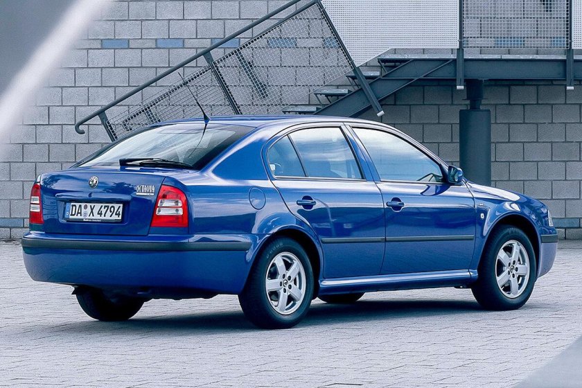 Octavia лифтбек (1u2)