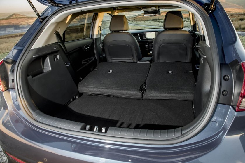 Багажник Kia Rio sedan 2017-