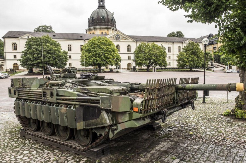 Танк Strv 103