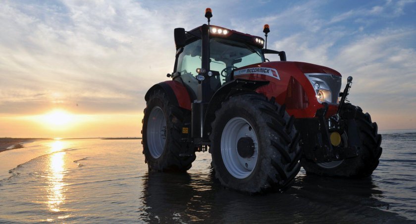 Маккормик трактор