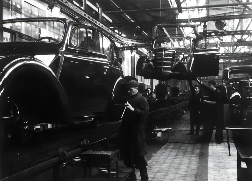 Москвич 400 конвейер АЗЛК