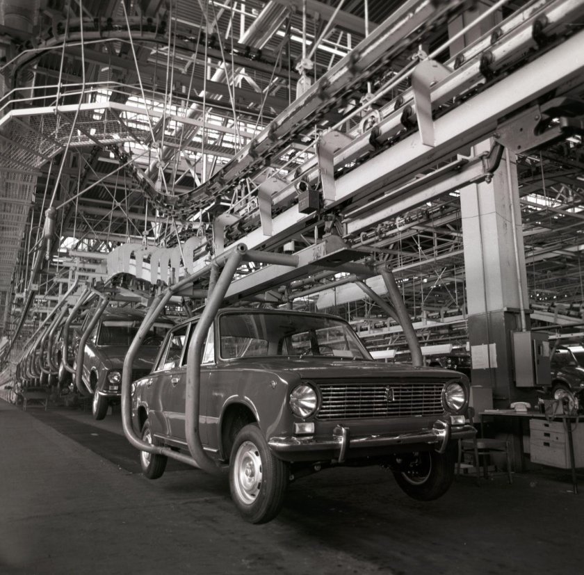 Завод АВТОВАЗ Тольятти