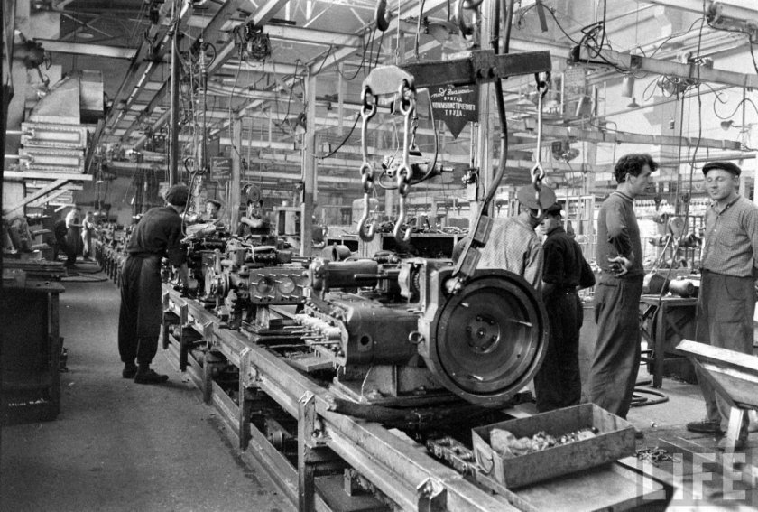 Минский тракторный завод 1946