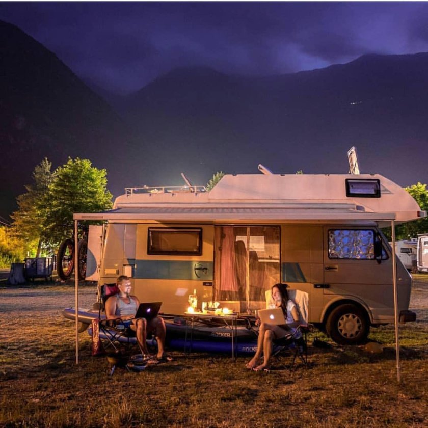 Глэмпинг автодом