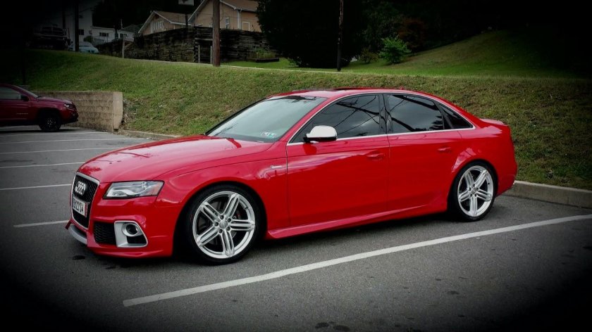 Audi a4 b8 Red