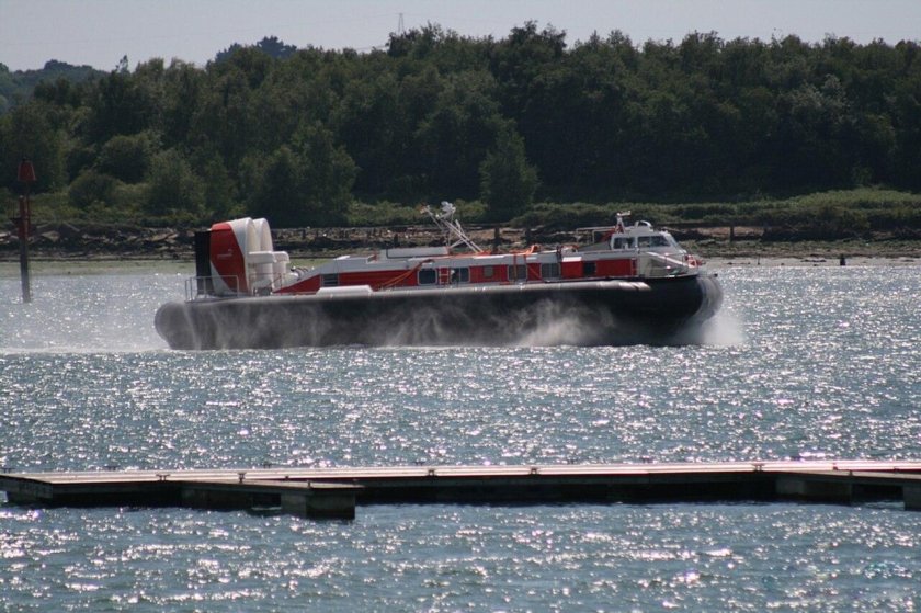 Griffon 2000td Hovercraft