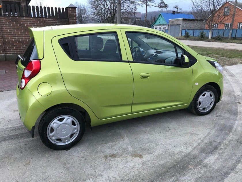 Chevrolet spark 2012