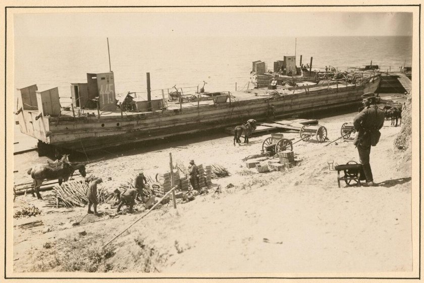 Десантная баржа болиндер