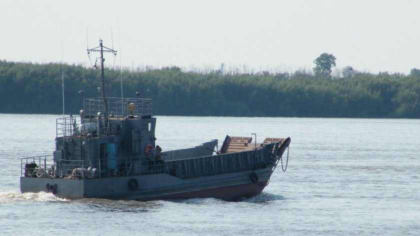 Десантный катер проекта 1176 акула