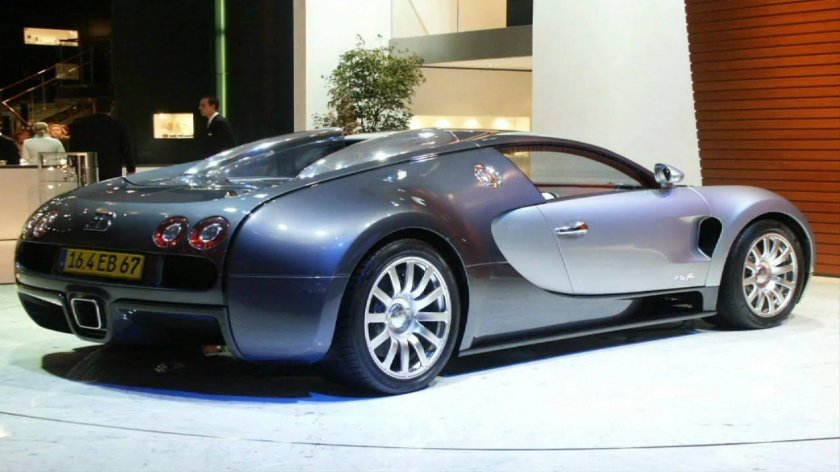 Бугатти Вейрон 16.4