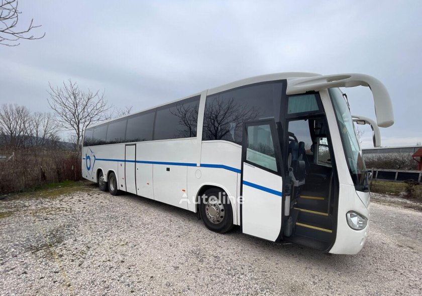 Автобус mercedes benz tourismo