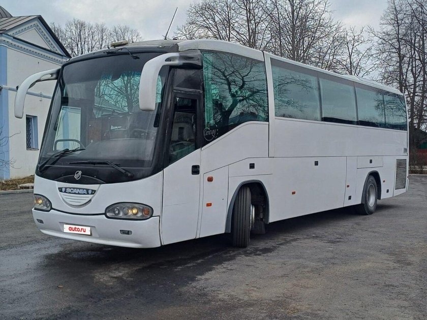 Автобус mercedes benz tourismo
