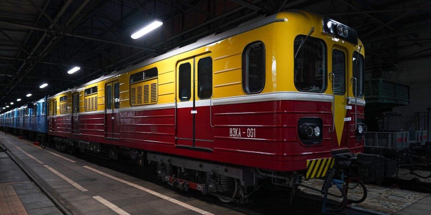 Вагон ВЭКА-001 метро