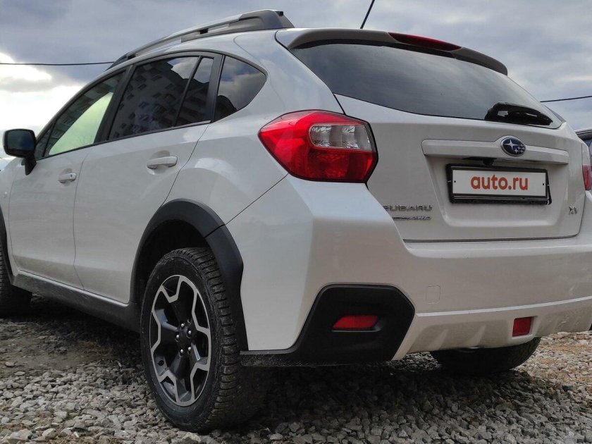 Subaru XV 2014 белый
