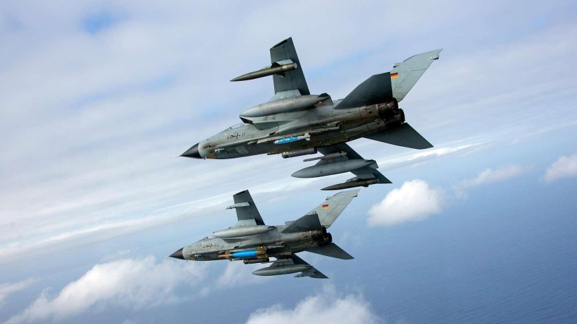 Торнадо истребитель бомбардировщик