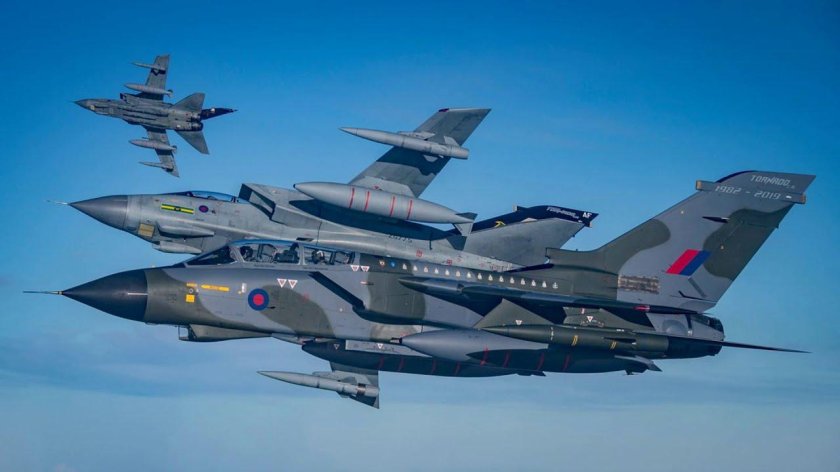 Самолёт Panavia Tornado gr4