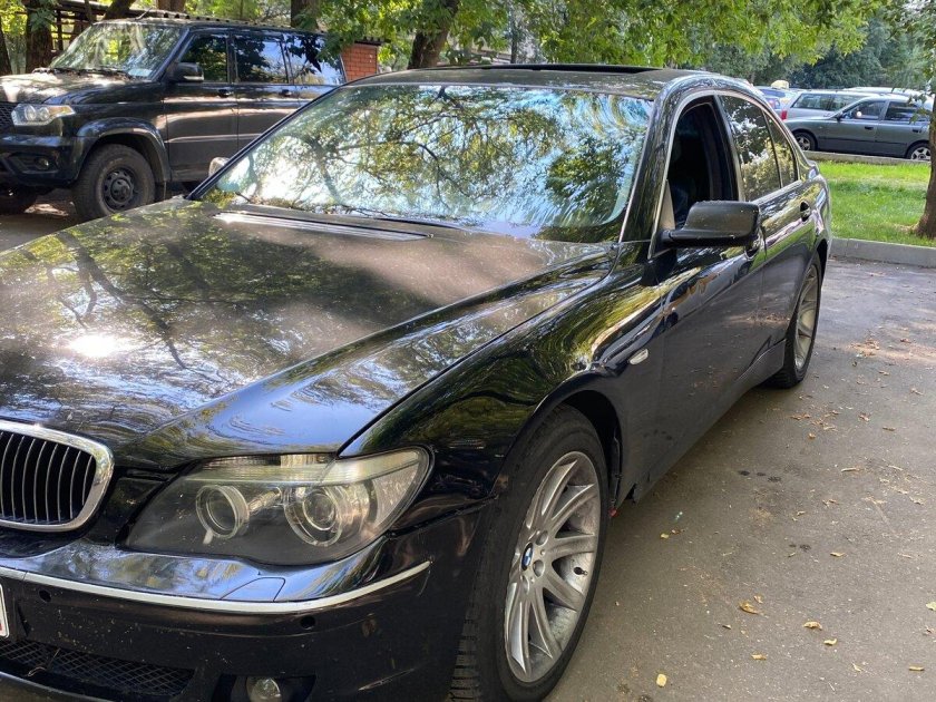 Бмв 7 серии 2005