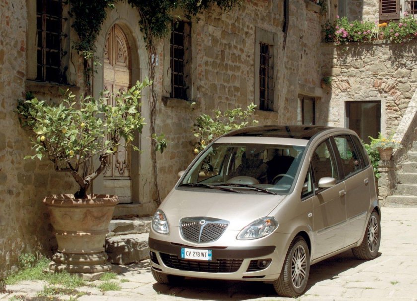 Lancia musa 2004 2007