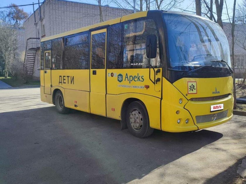 Школьный автобус маз