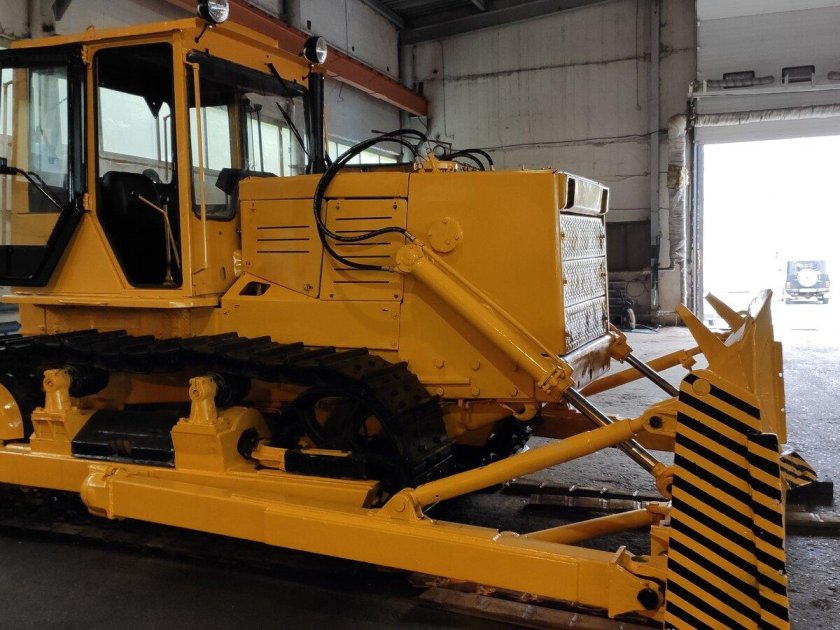 Б-170 бульдозер