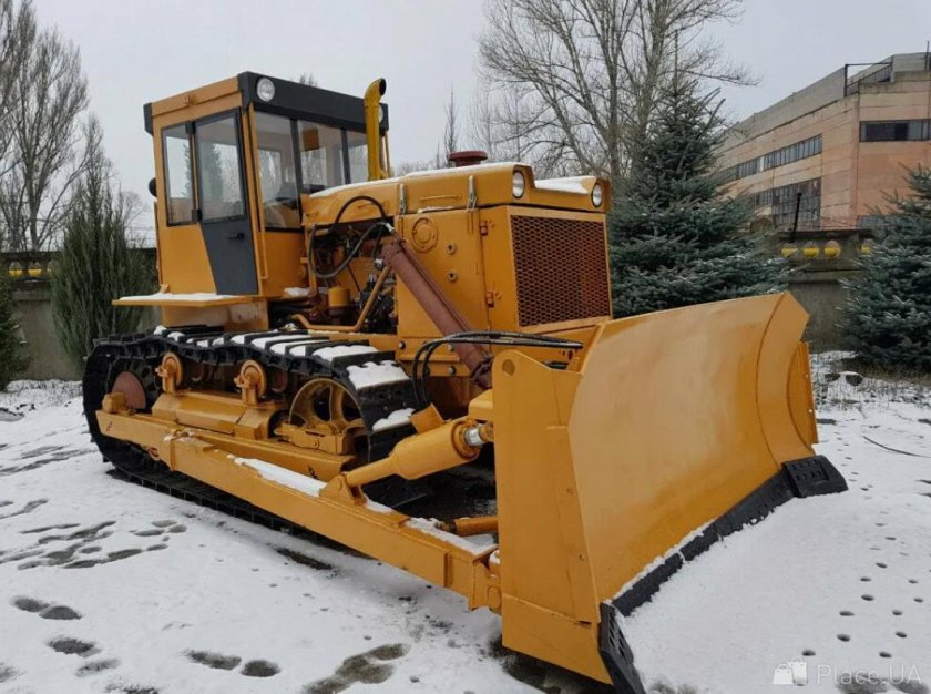 Трактор ЧТЗ 170