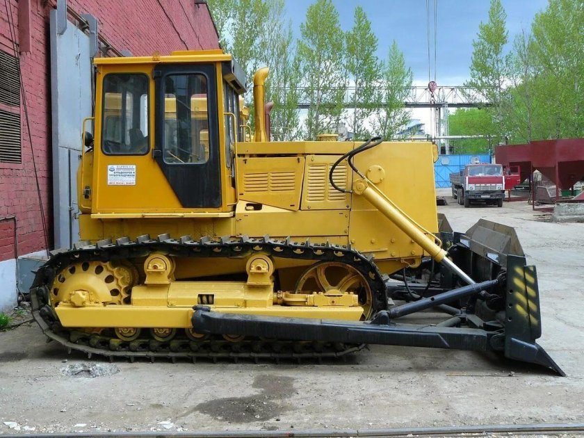 Трактор ЧТЗ Т-10