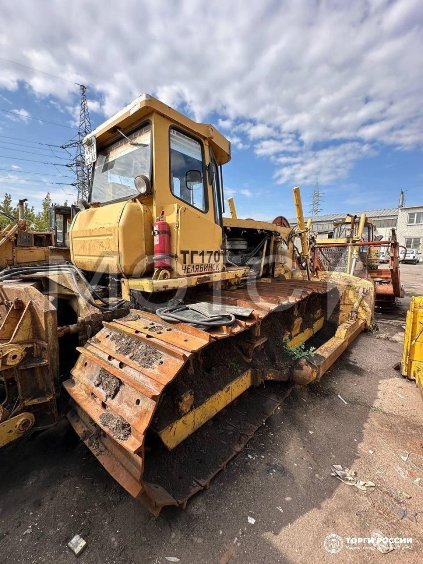 Бульдозер чтз б10м